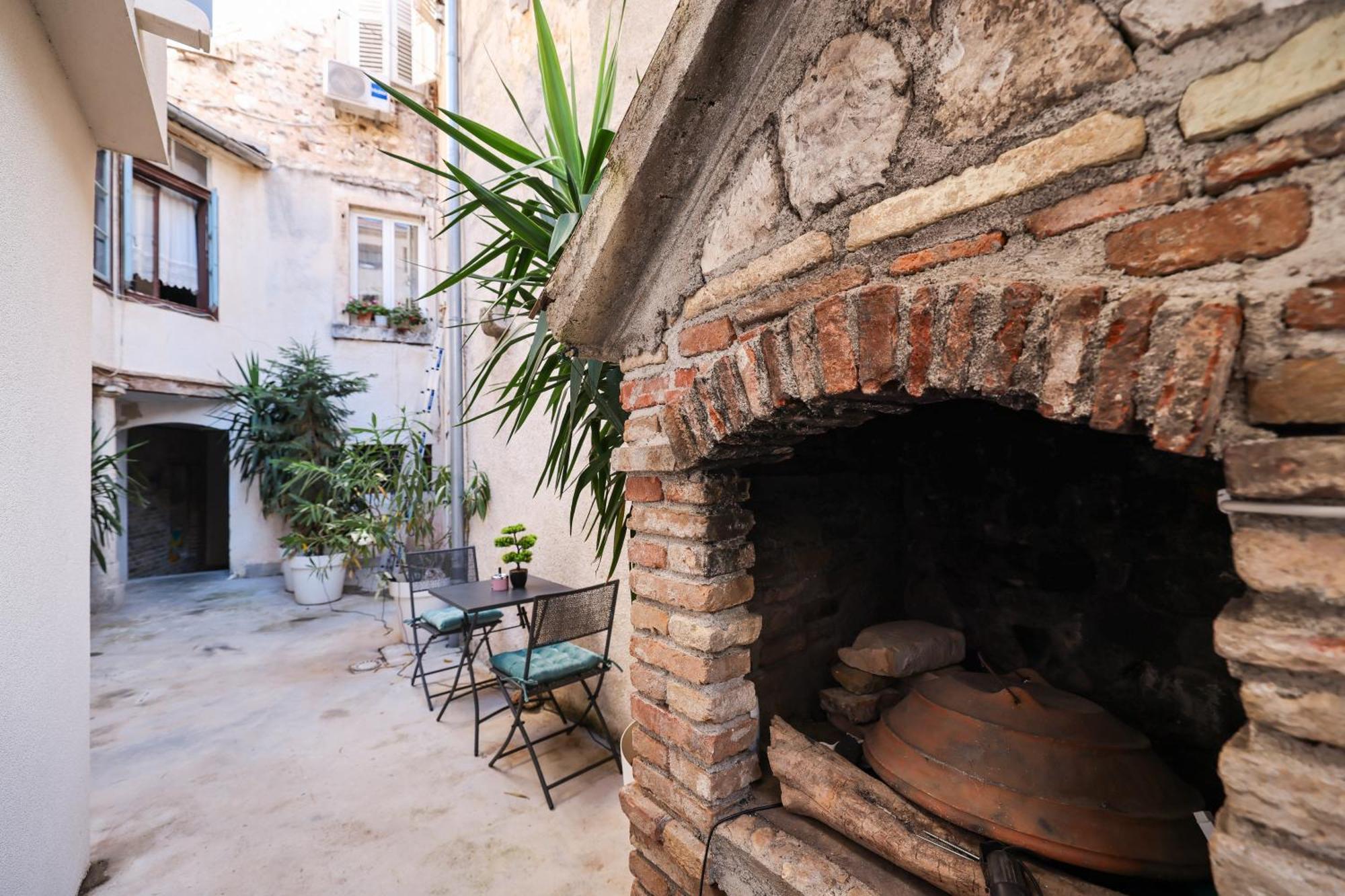 Hidden Apartments In The City Center Zadar Extérieur photo