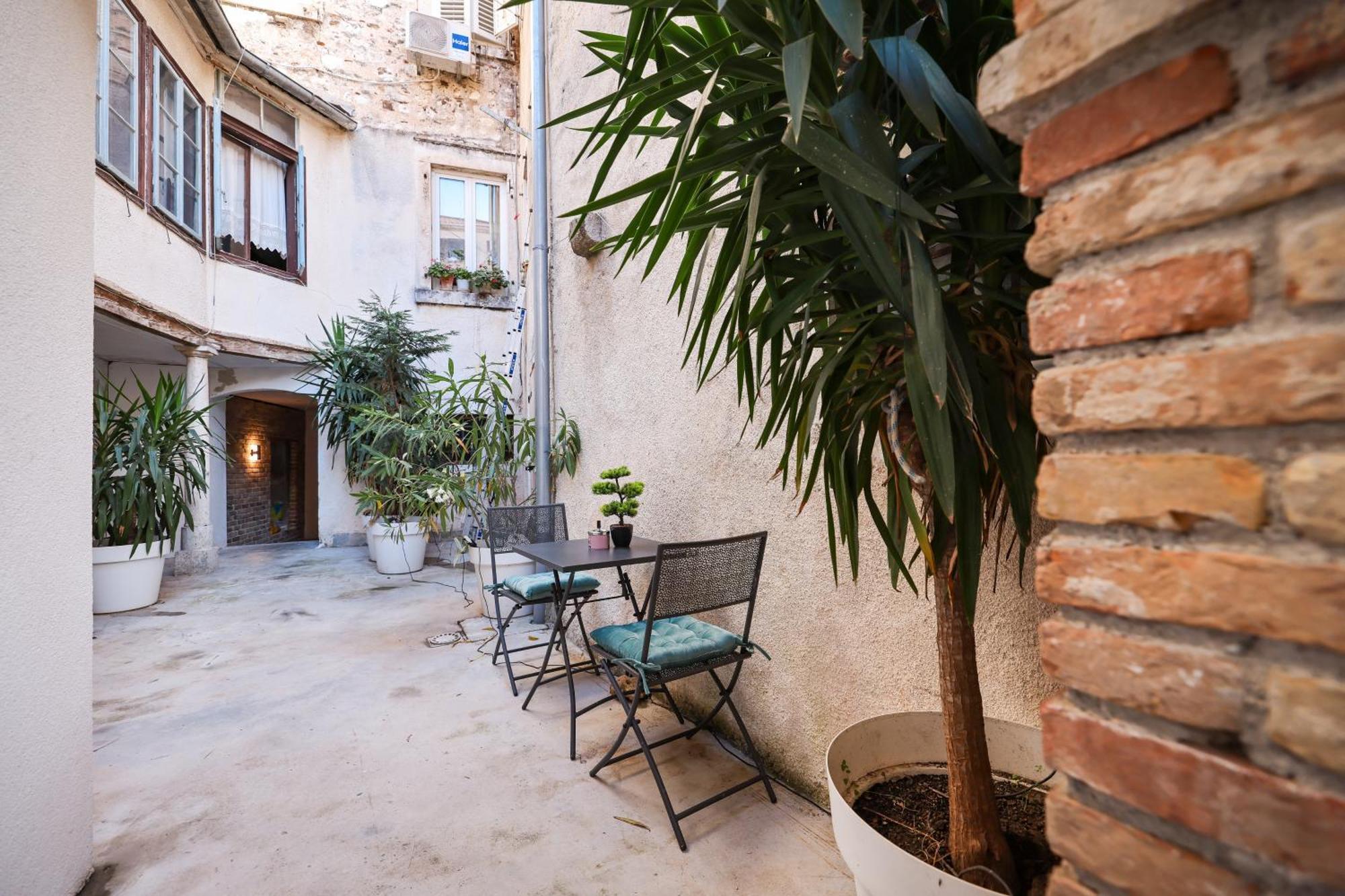 Hidden Apartments In The City Center Zadar Extérieur photo