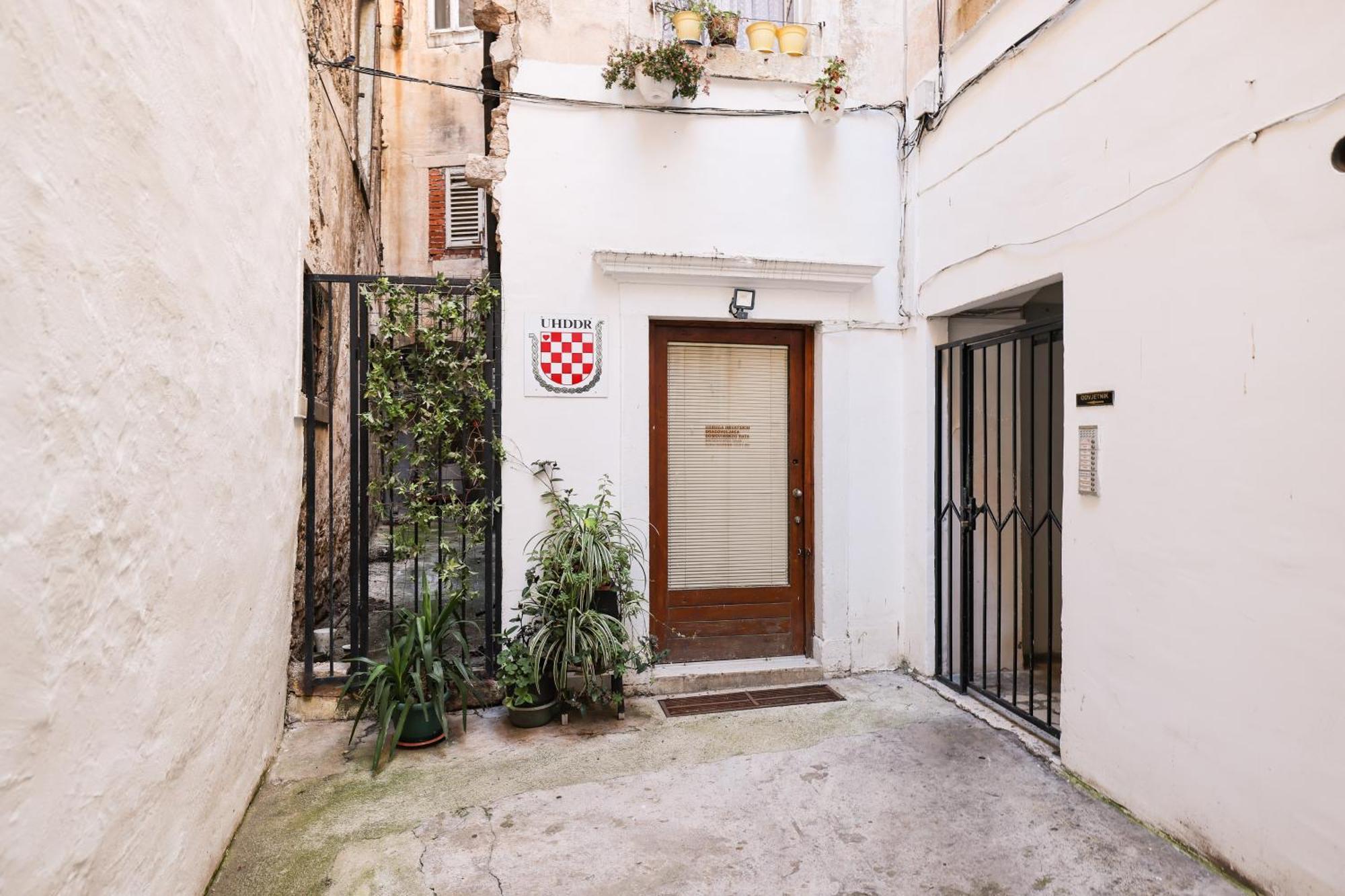 Hidden Apartments In The City Center Zadar Extérieur photo