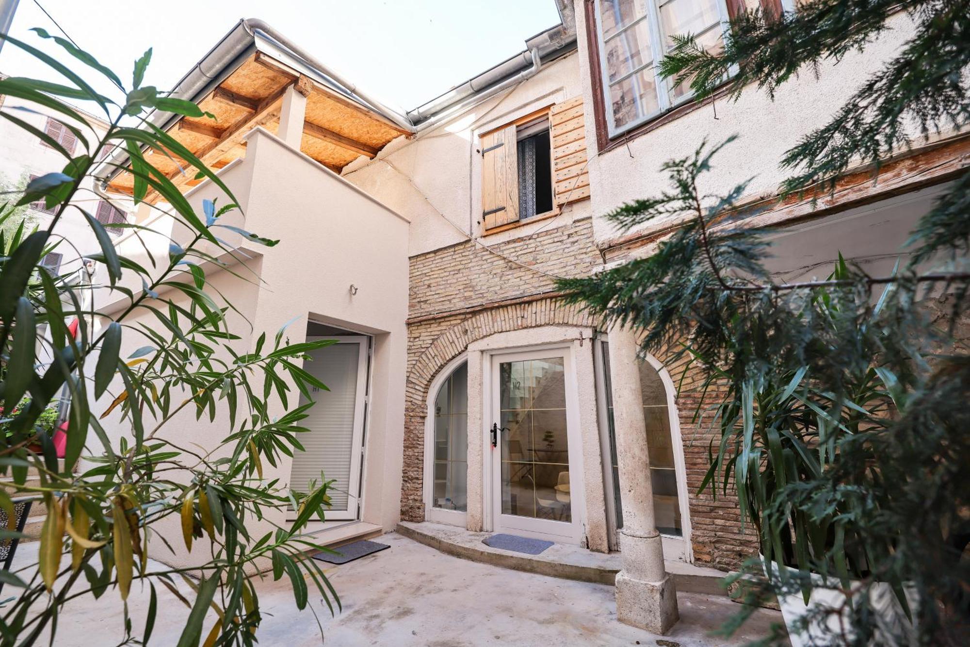 Hidden Apartments In The City Center Zadar Extérieur photo